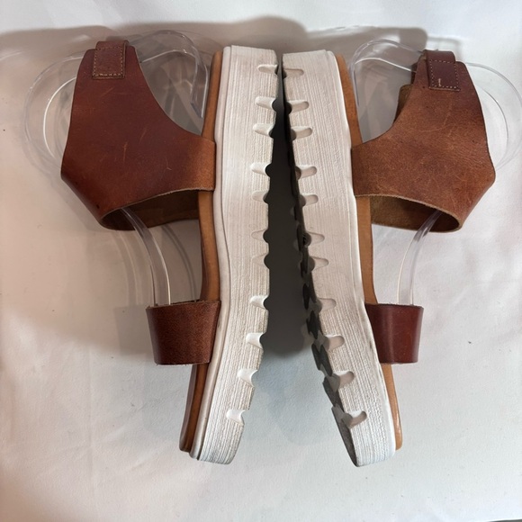 ATELIERS Sz 38 Ankle Harness Strappy Toe Cap Made in Italy Leather Sandals - Picture 6 of 11